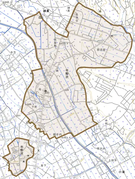 市野沢とその周辺の地図。町の範囲を重ねている