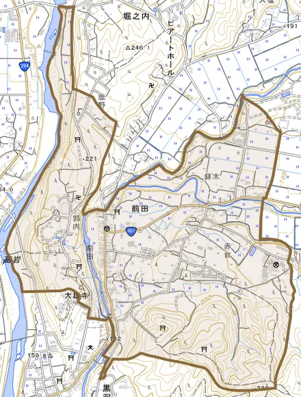 前田とその周辺の地図。町の範囲を重ねている
