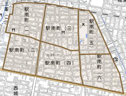 駅南町とその周辺の地図。町の範囲を重ねている