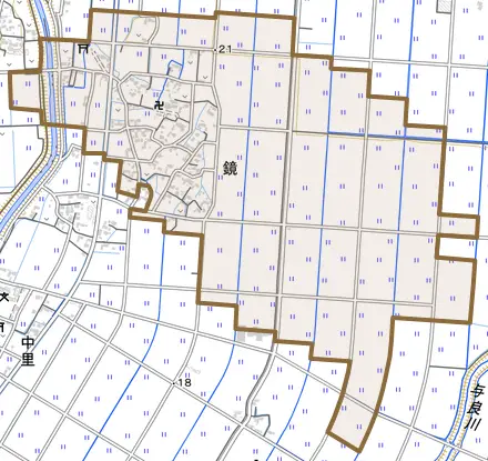 大字鏡とその周辺の地図。町の範囲を重ねている