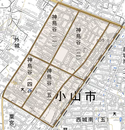 神鳥谷とその周辺の地図。町の範囲を重ねている