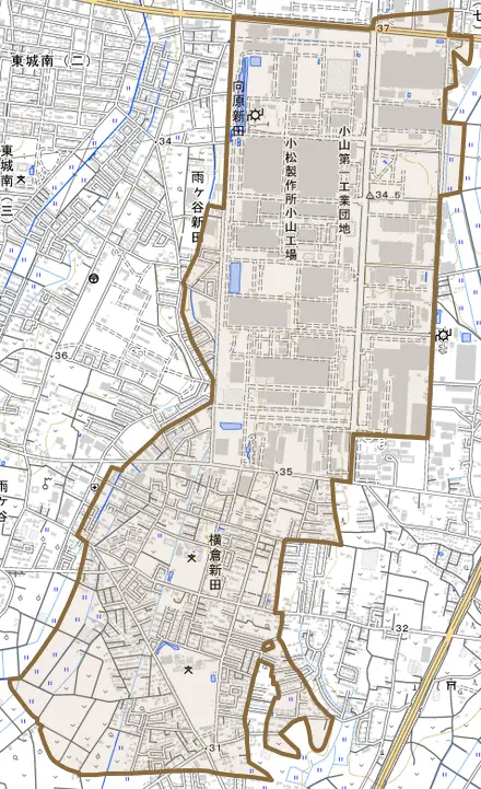 大字横倉新田とその周辺の地図。町の範囲を重ねている