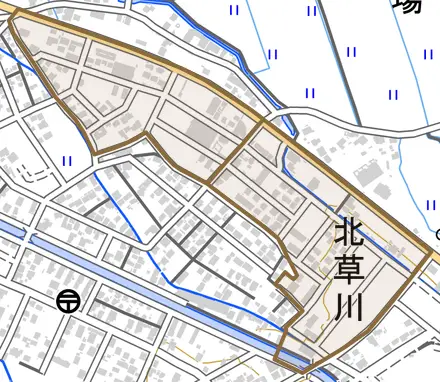 北草川とその周辺の地図。町の範囲を重ねている