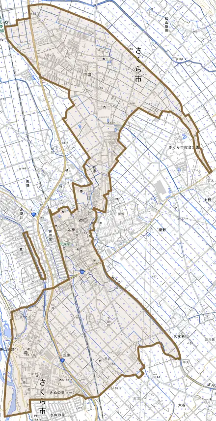 氏家とその周辺の地図。町の範囲を重ねている