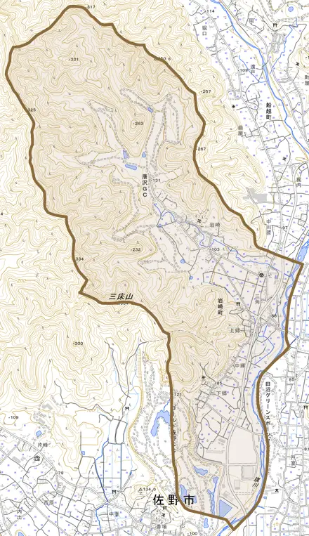 岩崎町とその周辺の地図。町の範囲を重ねている