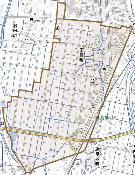 田島町とその周辺の地図。町の範囲を重ねている