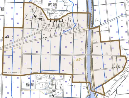 上坪山とその周辺の地図。町の範囲を重ねている