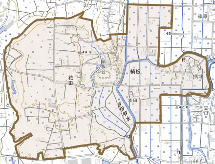 絹板とその周辺の地図。町の範囲を重ねている