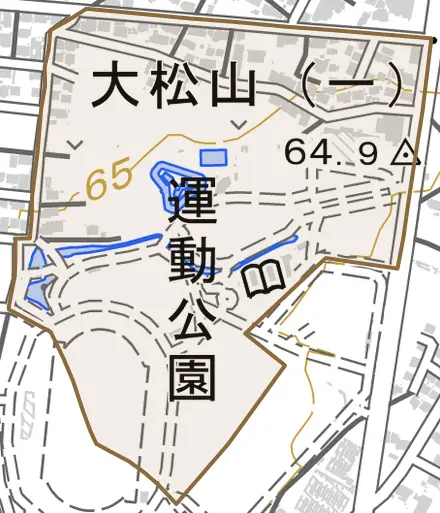 大松山とその周辺の地図。町の範囲を重ねている