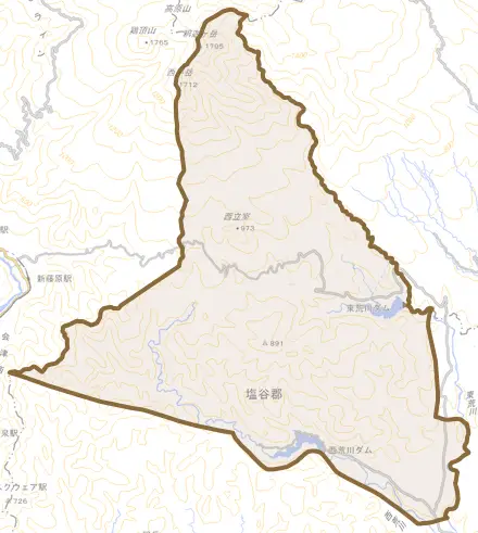 大字上寺島とその周辺の地図。町の範囲を重ねている