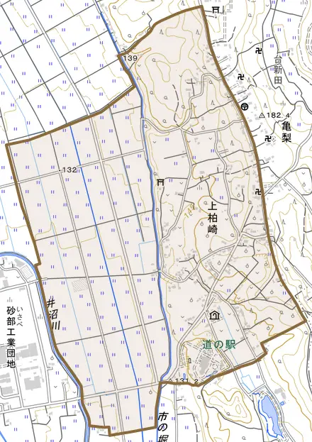 大字上柏崎とその周辺の地図。町の範囲を重ねている