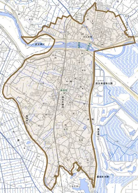 藤岡町藤岡とその周辺の地図。町の範囲を重ねている
