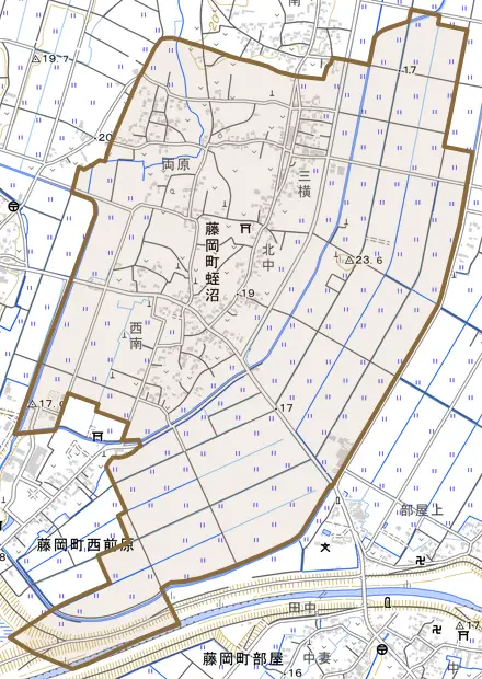 藤岡町蛭沼とその周辺の地図。町の範囲を重ねている