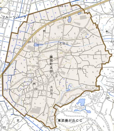 藤岡町太田とその周辺の地図。町の範囲を重ねている