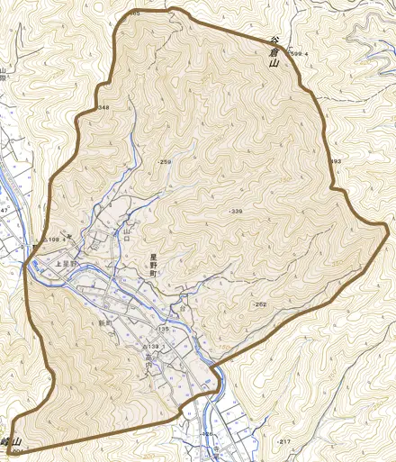 星野町とその周辺の地図。町の範囲を重ねている