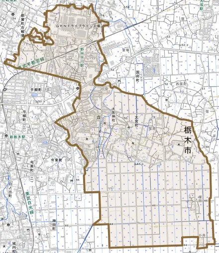 大宮町とその周辺の地図。町の範囲を重ねている