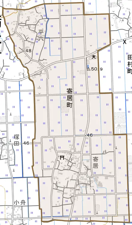 寄居町とその周辺の地図。町の範囲を重ねている