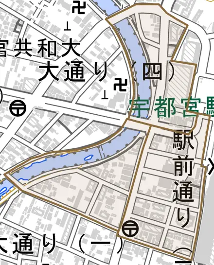 駅前通りとその周辺の地図。町の範囲を重ねている