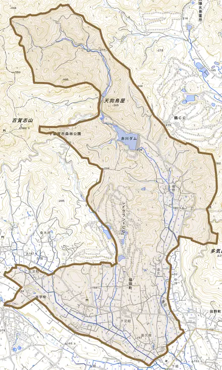 福岡町とその周辺の地図。町の範囲を重ねている