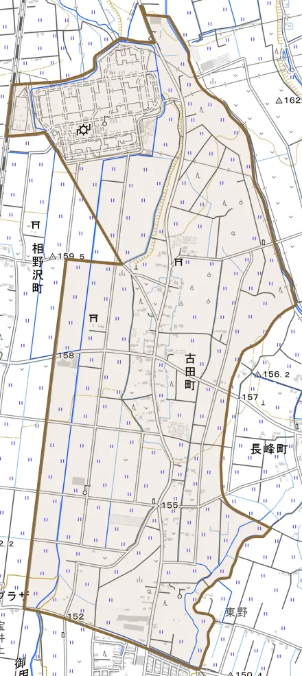 古田町とその周辺の地図。町の範囲を重ねている