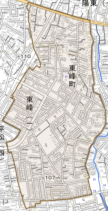 東峰町とその周辺の地図。町の範囲を重ねている