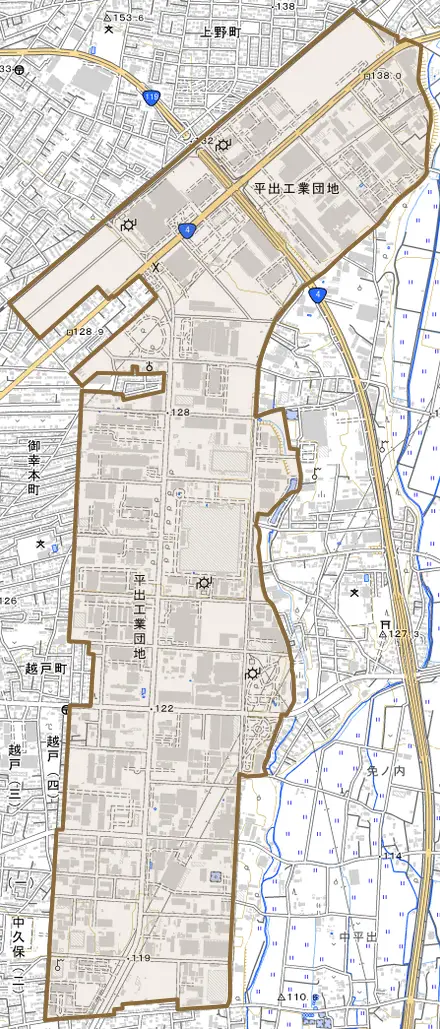 平出工業団地とその周辺の地図。町の範囲を重ねている