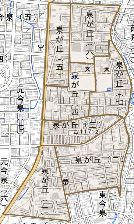 泉が丘とその周辺の地図。町の範囲を重ねている