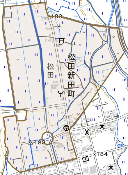 松田新田町とその周辺の地図。町の範囲を重ねている