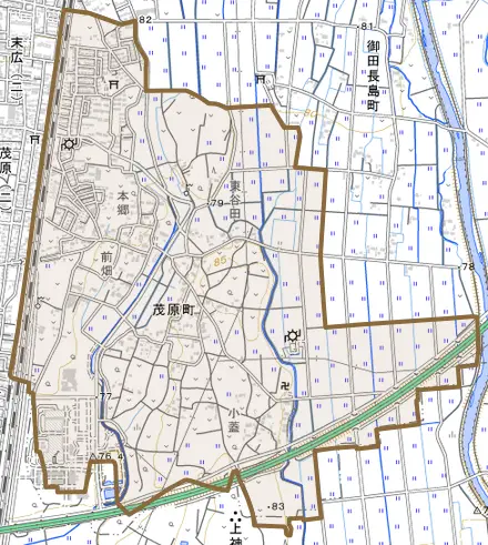 茂原町とその周辺の地図。町の範囲を重ねている