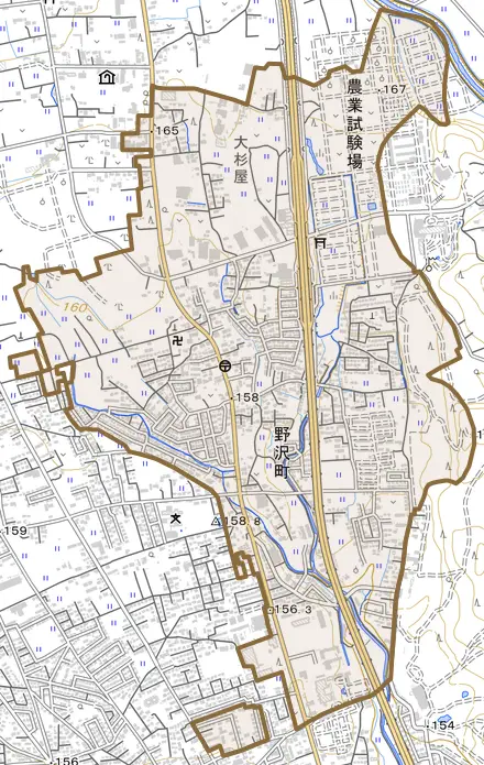 野沢町とその周辺の地図。町の範囲を重ねている