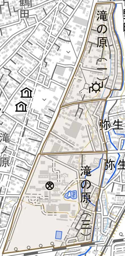 滝の原とその周辺の地図。町の範囲を重ねている