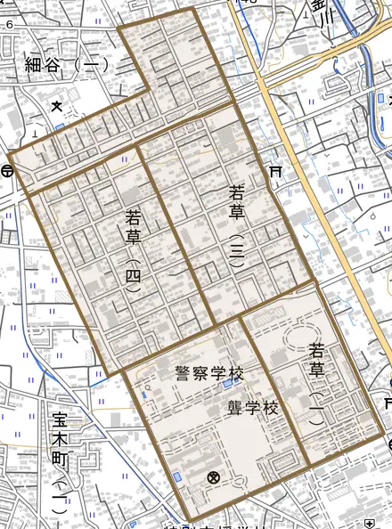 若草とその周辺の地図。町の範囲を重ねている