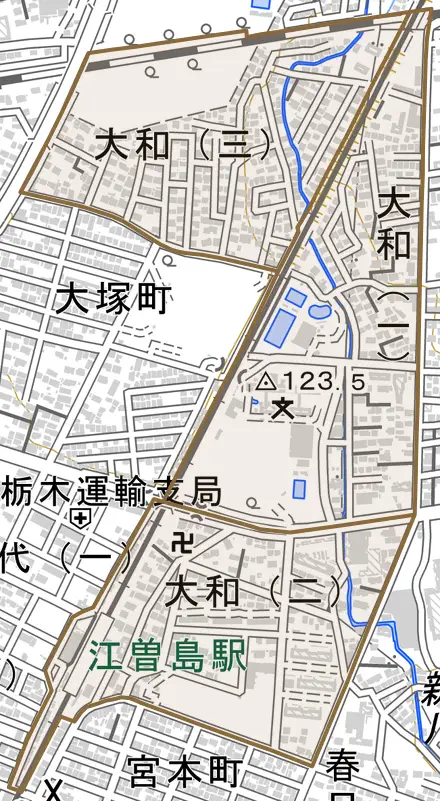 大和とその周辺の地図。町の範囲を重ねている