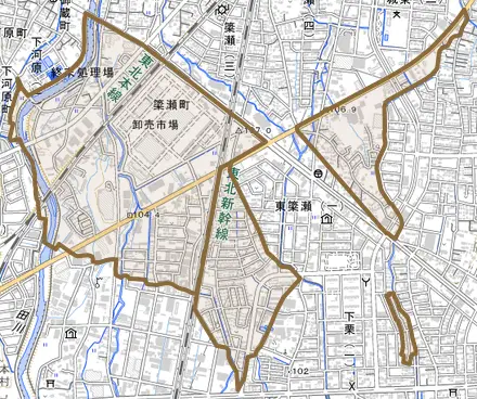 簗瀬町とその周辺の地図。町の範囲を重ねている