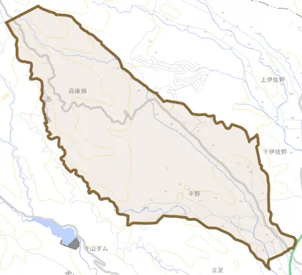 平野とその周辺の地図。町の範囲を重ねている