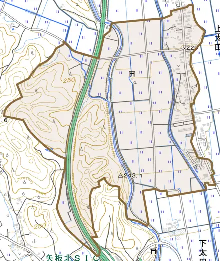 上太田とその周辺の地図。町の範囲を重ねている