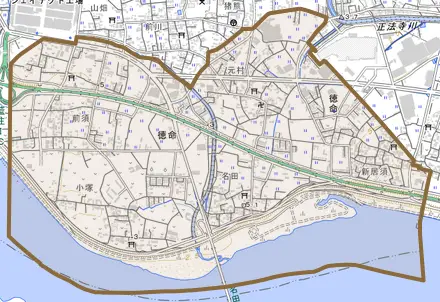 徳命とその周辺の地図。町の範囲を重ねている