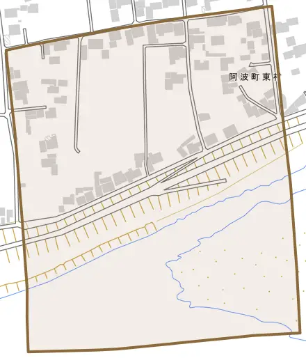 阿波町東村とその周辺の地図。町の範囲を重ねている