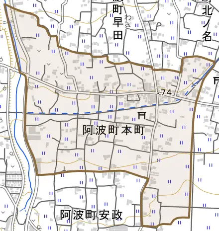 阿波町本町とその周辺の地図。町の範囲を重ねている