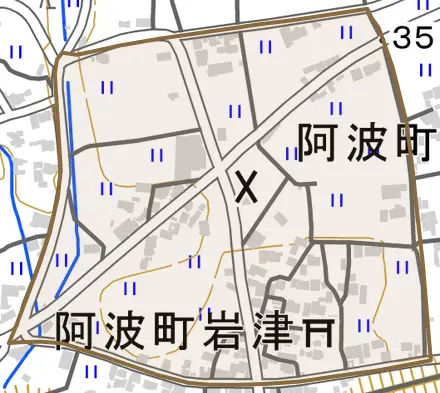 阿波町岩津とその周辺の地図。町の範囲を重ねている