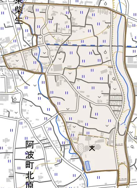 阿波町南五味知とその周辺の地図。町の範囲を重ねている