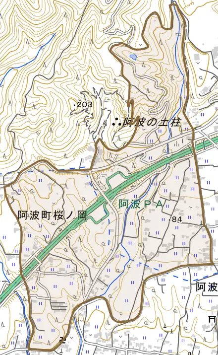 阿波町桜ノ岡とその周辺の地図。町の範囲を重ねている