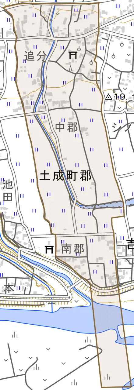 土成町郡とその周辺の地図。町の範囲を重ねている