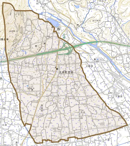 土成町吉田とその周辺の地図。町の範囲を重ねている