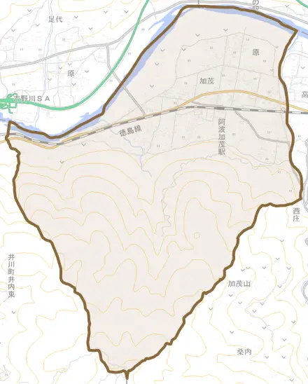 加茂とその周辺の地図。町の範囲を重ねている