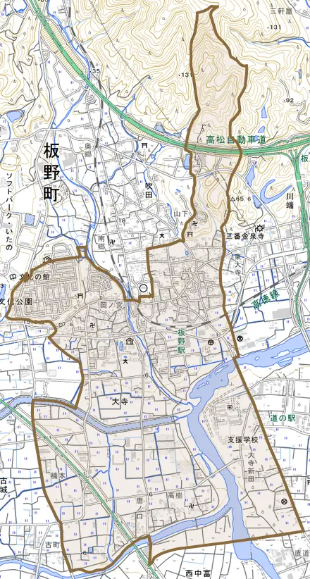 大寺とその周辺の地図。町の範囲を重ねている