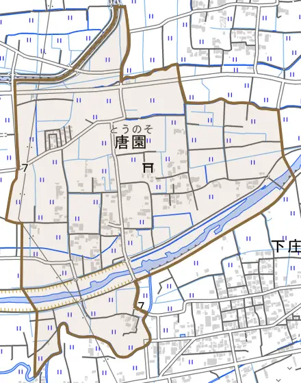 唐園とその周辺の地図。町の範囲を重ねている