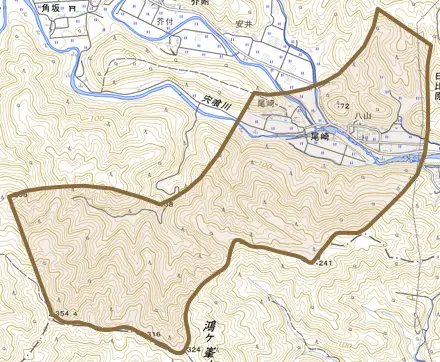 尾崎とその周辺の地図。町の範囲を重ねている