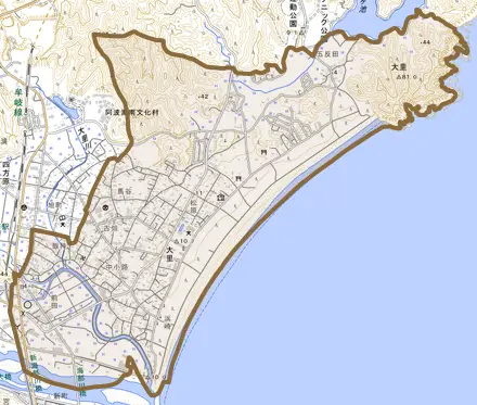 大里とその周辺の地図。町の範囲を重ねている