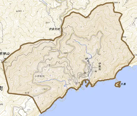 伊座利とその周辺の地図。町の範囲を重ねている